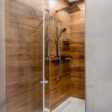 Wood wall bathroom