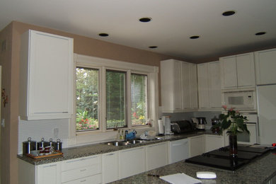 Old appliances and cabinetry finishes
