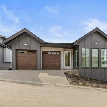 Canvas at McKinley beach, Lot 7