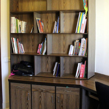 Kids Study Room - Picture 4