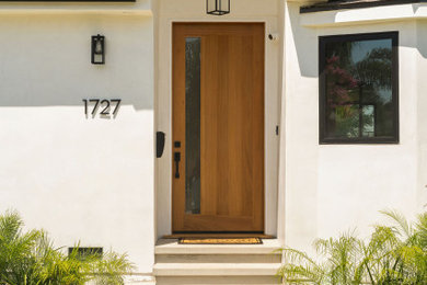Entryway - scandinavian entryway idea in Los Angeles