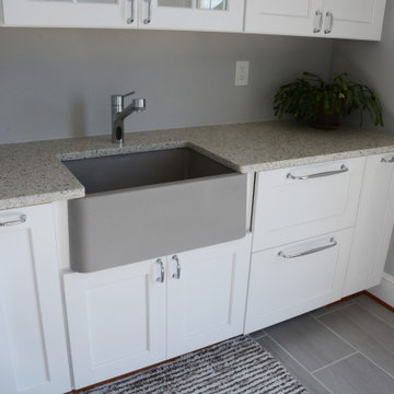 Easton, MD Light Kitchen/Laundry Room