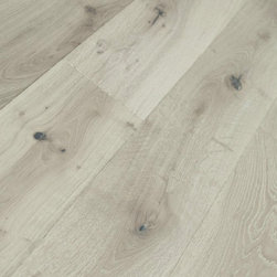 Rockies - Close Up - Hardwood Flooring