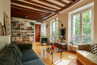 Exemple d'un salon éclectique.