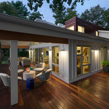 Lake Michigan Urban Cottage