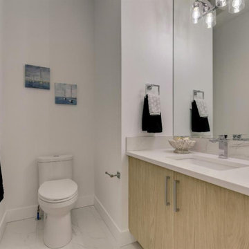 19 ave single home