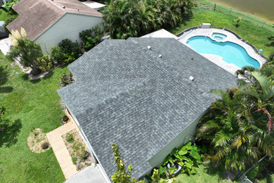 Home design - country home design idea in Miami