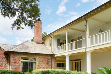 Elegant exterior home photo in New Orleans