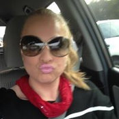 Jacqueline Rollizo's photo