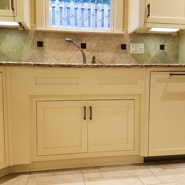 Hoover, AL. Cabinet Refacing/Refinishing/Modifications/New Drawers/etc.