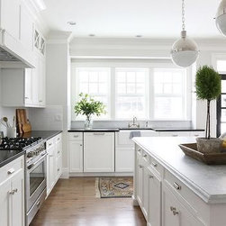 Agent for Benjamin Moore Paints in Oman!! - Paint And Wall Covering Supplies