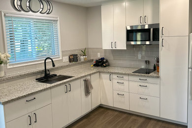 Elegant kitchen photo in Portland
