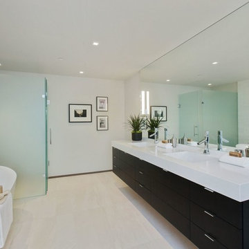 Shower Doors and Enclosures
