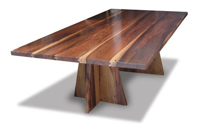 Luca Table