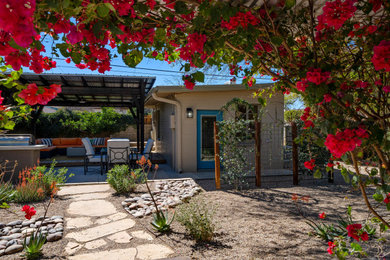 Inspiration for a patio remodel in Phoenix