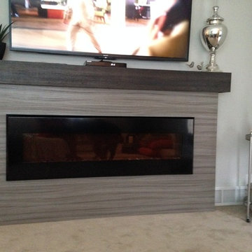 Fireplace surround with box mantle