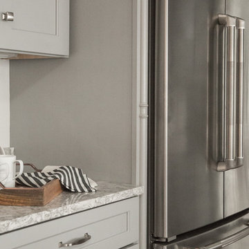 Karen's Modern Kitchens