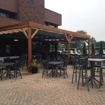 Arlington Lakes Golf Club chooses Infinity Canopy to cover their pergola.