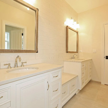 Transitional Farmhouse