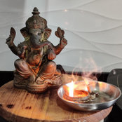 R G's photo