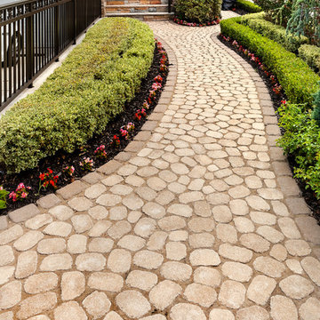 Rustic Style Walkway