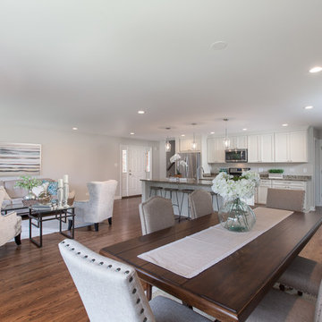 Staging of a beautiful Oak Lawn Flip