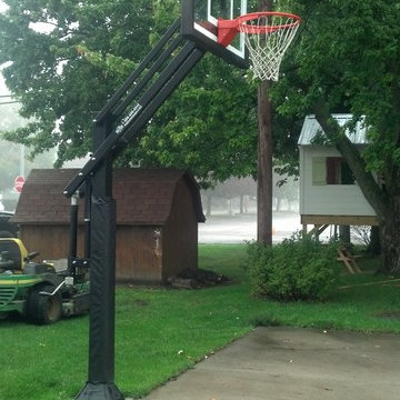 Chelsea E's Pro Dunk Silver Basketball System on a 25x40 in Pettisville, OH