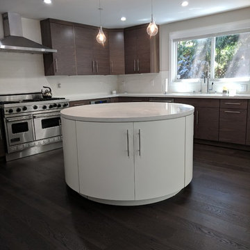 Painted White Round Island