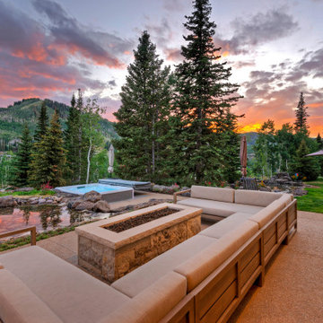216 White Pine Canyon Rd