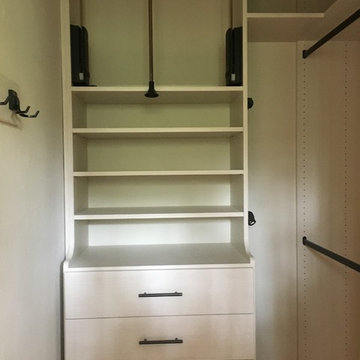 Transitional Closet Design