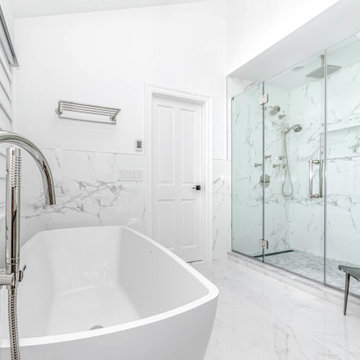 Exquisite Fully Loaded Master Bathroom in East Hills