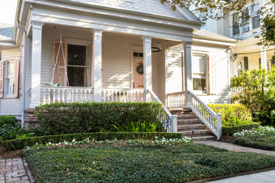 Photo of a landscaping in New Orleans.