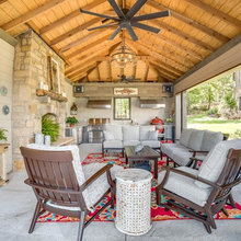 outdoor kitchen