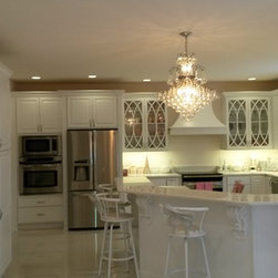 Bertch Kitchen+ Cabinetry - Royale Door Style - Kitchen Cabinetry