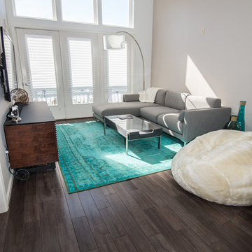 Contemporary With a Hint of Aqua