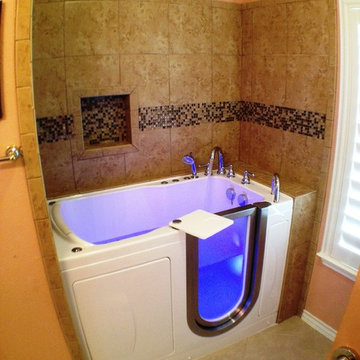Emerald Forest Walk in Tub of San Antonio, Texas