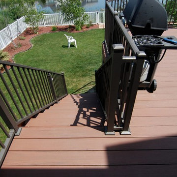 Azek deck with Aluminum rail