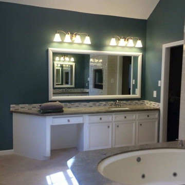 Modern Jack and Jill Bathroom