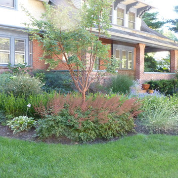 Craftsman style home landscape design in Merion Square