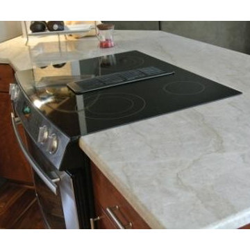 Traditional Quartzite Kitchen
