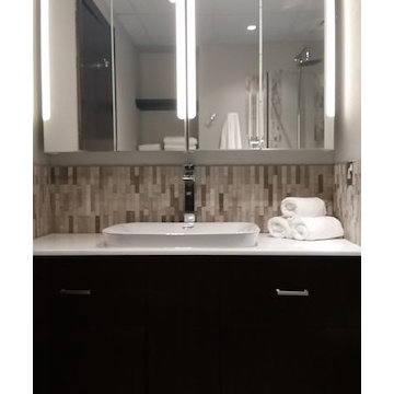 Small apartment remodelling: bathroom, kitchen, furnishing solutions