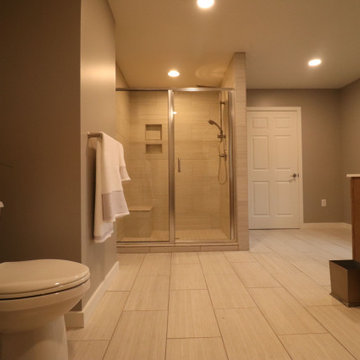 Orwigsburg Modern bathroom