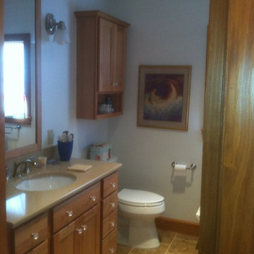 Door style: Pendleton | Overlay: Traditional | Species: Red Oak | Finish: Amber