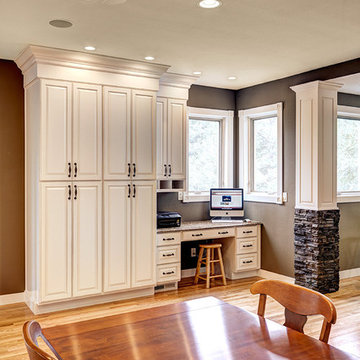 Transitional Bold White | Haas Cabinet