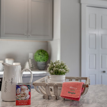 Columbia 2530 I Rustic Bronze 2 (2020 Festival Of Homes)