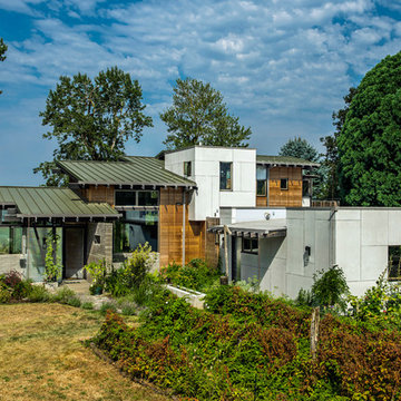Hale Residence approach through berry patch