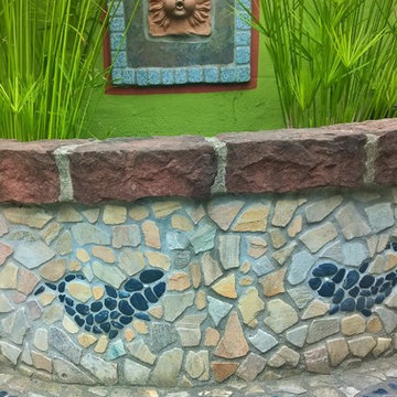 Garden with plants and mosaik, Garten mit Pflanzung und Mosaik