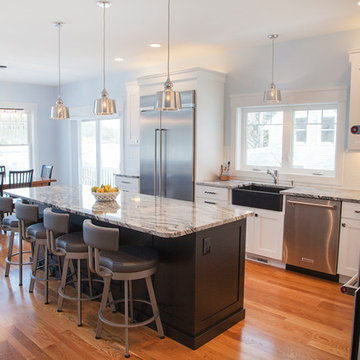 Contemporary/Transitional New Construction Kitchen w/Black lacquer Island