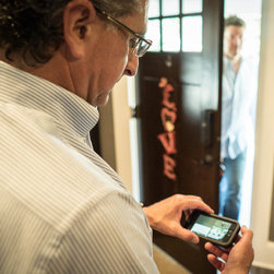 Monitor at All Times Who's At Your Door - Home Security And Surveillance