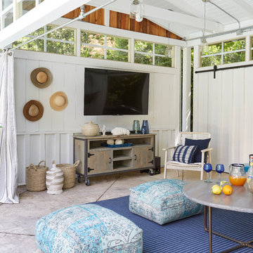 Napa-Inspired Poolside Cabana